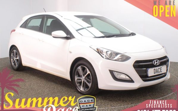Used 2016 WHITE HYUNDAI I30 Hatchback 1.6 CRDI SE BLUE DRIVE 5DR AUTO 109 BHP (reg. 2016-09-06) for sale in Stockport