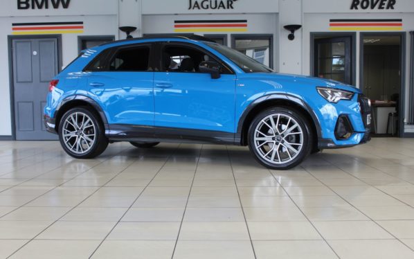 Used 2019 BLUE AUDI Q3 SUV 1.5 TFSI S LINE VORSPRUNG 5d AUTO 148 BHP (reg. 2019-08-23) for sale in Hazel Grove