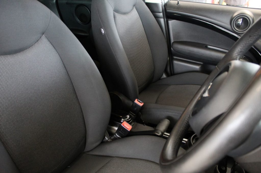 Used_2013_SILVER_MINI_COUNTRYMAN_1