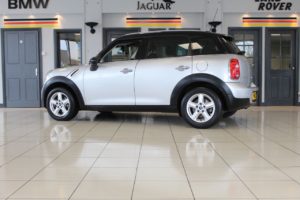 Used_2013_SILVER_MINI_COUNTRYMAN_1