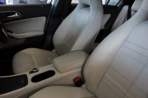 Used_2014_WHITE_MERCEDES-BENZ_A-CLASS_2