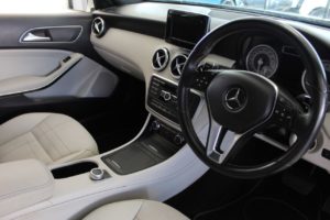 Used_2014_WHITE_MERCEDES-BENZ_A-CLASS_2