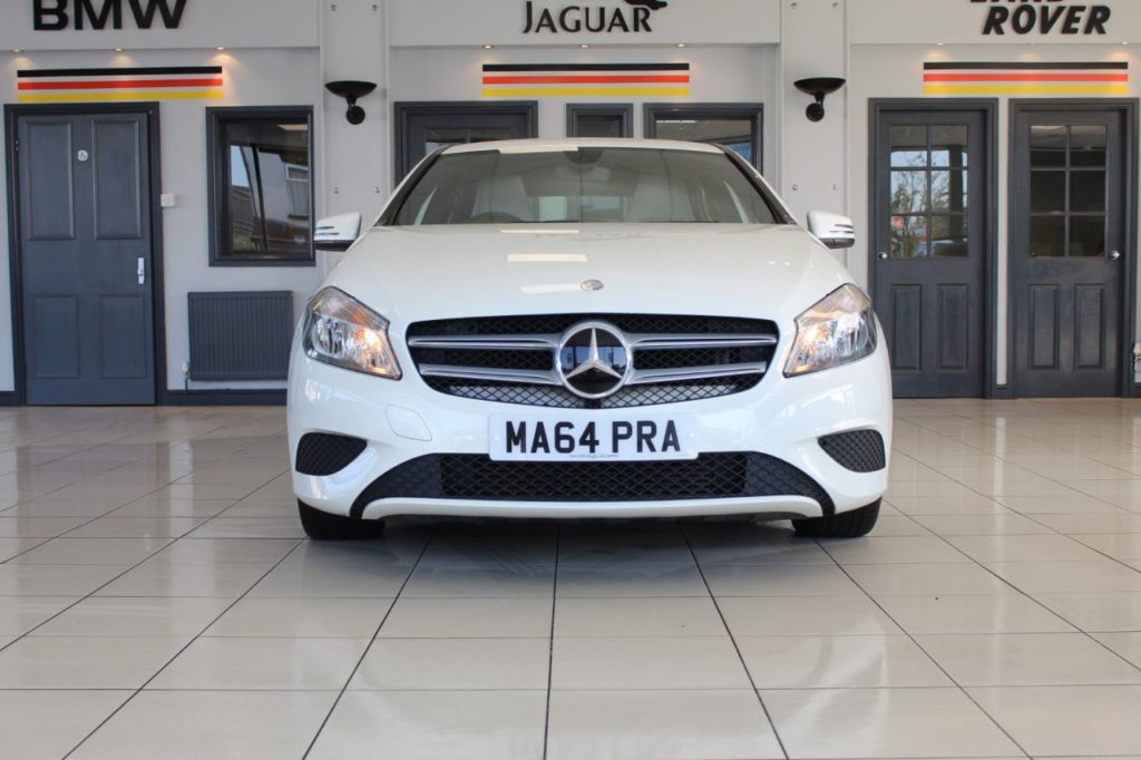 Used_2014_WHITE_MERCEDES-BENZ_A-CLASS_2