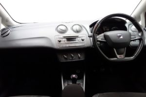 Used_2015_RED_SEAT_IBIZA_1
