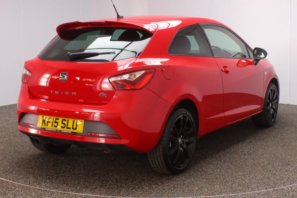 Used_2015_RED_SEAT_IBIZA_1