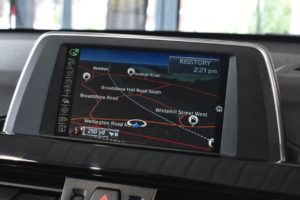 Used_2015_WHITE_BMW_X1_2