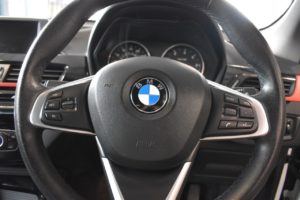 Used_2015_WHITE_BMW_X1_2