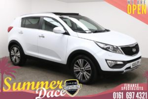 Used 2015 WHITE KIA SPORTAGE Estate 1.7 CRDI 4 ISG 5d 114 BHP (reg. 2015-03-01) for sale in Manchester