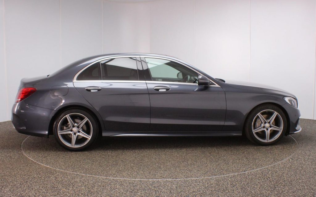 Used_2016_GREY_MERCEDES-BENZ_C-CLASS_2