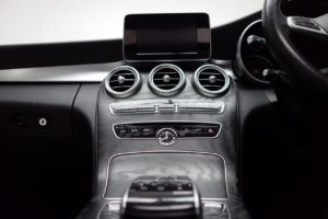 Used_2016_GREY_MERCEDES-BENZ_C-CLASS_2