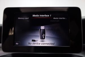 Used_2016_GREY_MERCEDES-BENZ_C-CLASS_2