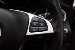 Used_2016_GREY_MERCEDES-BENZ_C-CLASS_2