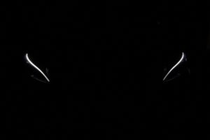 Used_2016_GREY_MERCEDES-BENZ_C-CLASS_2