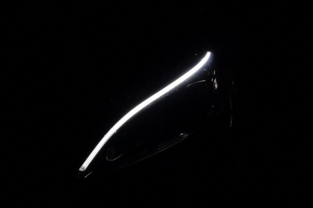 Used_2016_GREY_MERCEDES-BENZ_C-CLASS_2