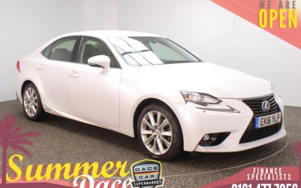 Used 2016 WHITE LEXUS IS Saloon 2.5 300H EXECUTIVE EDITION 4DR AUTO 179 BHP (reg. 2016-04-15) for sale in Stockport