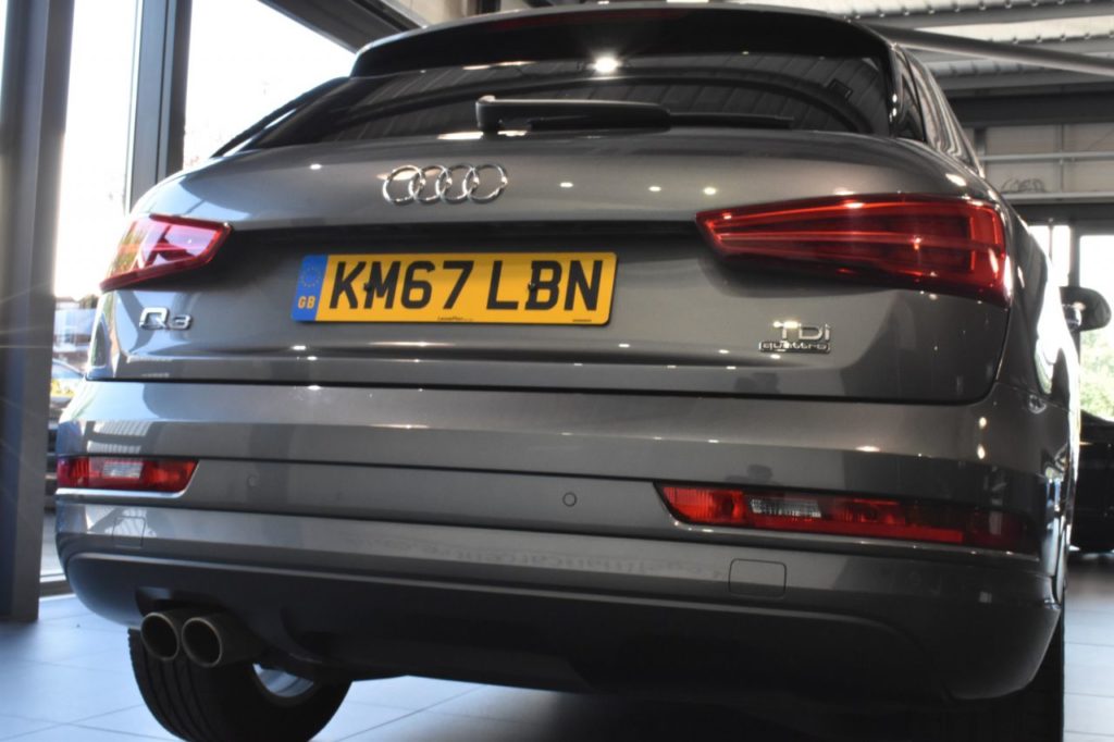 Used_2017_GREY_AUDI_Q3_2