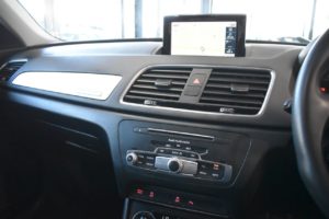 Used_2017_GREY_AUDI_Q3_2