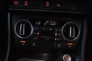 Used_2017_GREY_AUDI_Q3_2