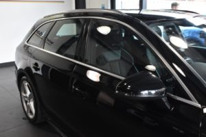 Used_2018_BLACK_AUDI_A4-AVANT_2