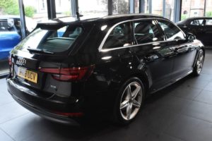 Used_2018_BLACK_AUDI_A4-AVANT_2
