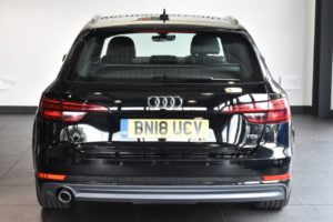 Used_2018_BLACK_AUDI_A4-AVANT_2