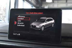Used_2018_BLACK_AUDI_A4-AVANT_2