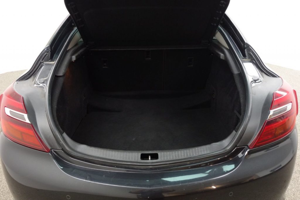 Used_2014_BLACK_VAUXHALL_INSIGNIA_1