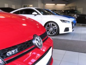 Used_2014_BLACK_VAUXHALL_INSIGNIA_1