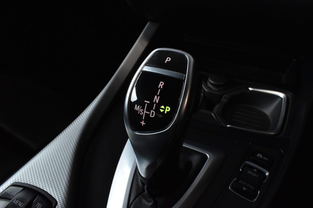 Used_2014_BLUE_BMW_2-SERIES_3
