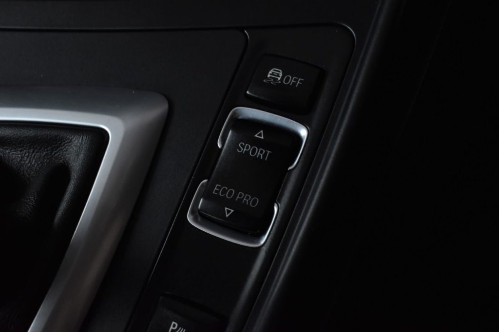 Used_2014_BLUE_BMW_2-SERIES_3