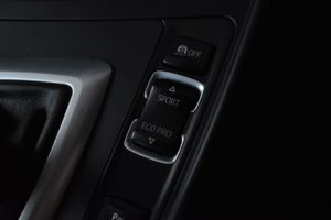 Used_2014_BLUE_BMW_2-SERIES_3
