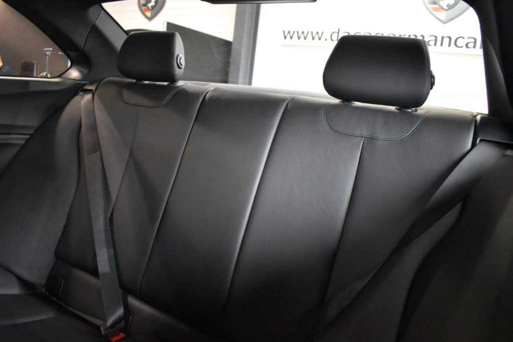 Used_2014_BLUE_BMW_2-SERIES_3
