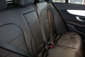 Used_2014_WHITE_MERCEDES-BENZ_C-CLASS_2