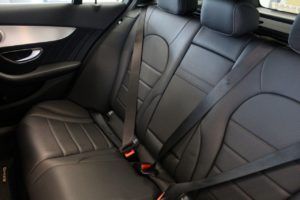 Used_2014_WHITE_MERCEDES-BENZ_C-CLASS_2