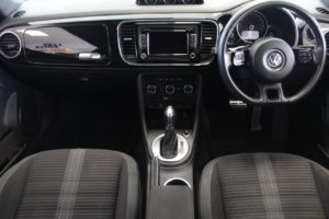Used_2015_SILVER_VOLKSWAGEN_BEETLE_2