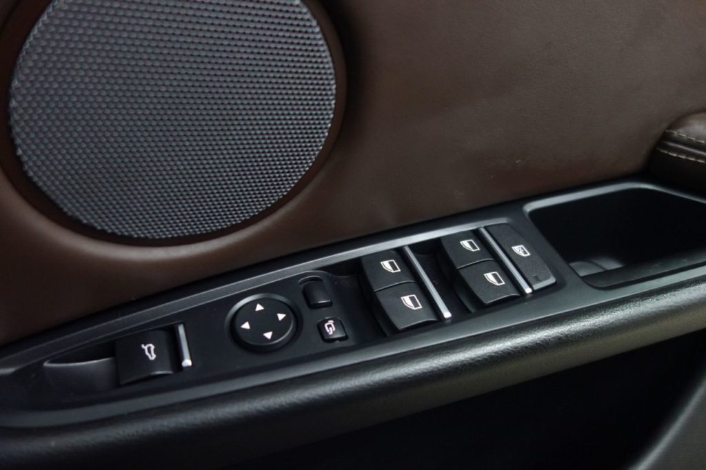 Used_2016_BLACK_BMW_X5_3