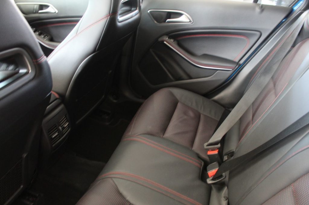 Used_2016_BLUE_MERCEDES-BENZ_A-CLASS_1