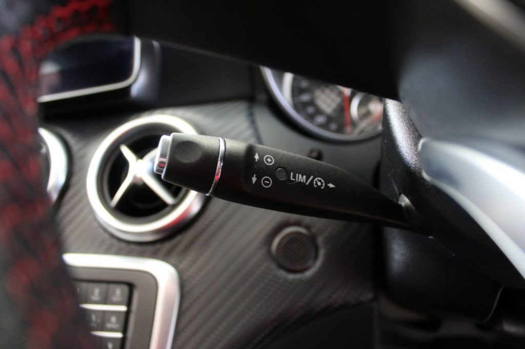 Used_2016_BLUE_MERCEDES-BENZ_A-CLASS_1
