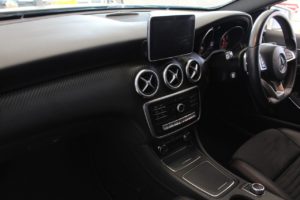 Used_2016_WHITE_MERCEDES-BENZ_A-CLASS_2