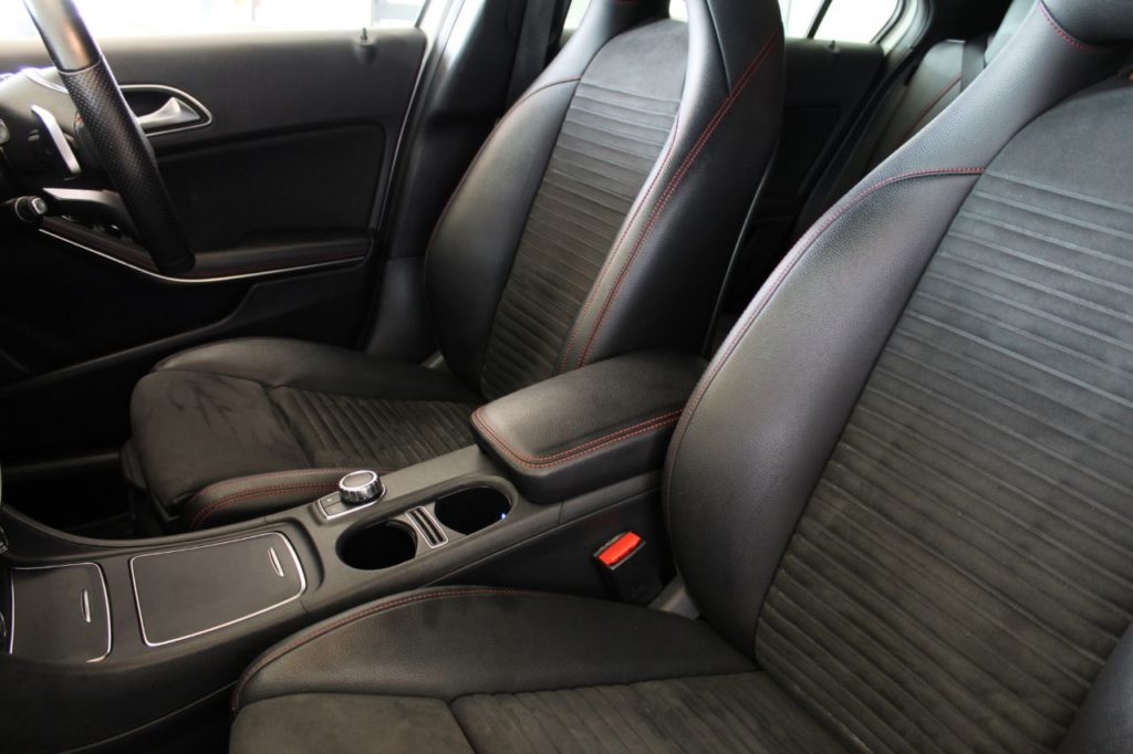 Used_2016_WHITE_MERCEDES-BENZ_A-CLASS_2