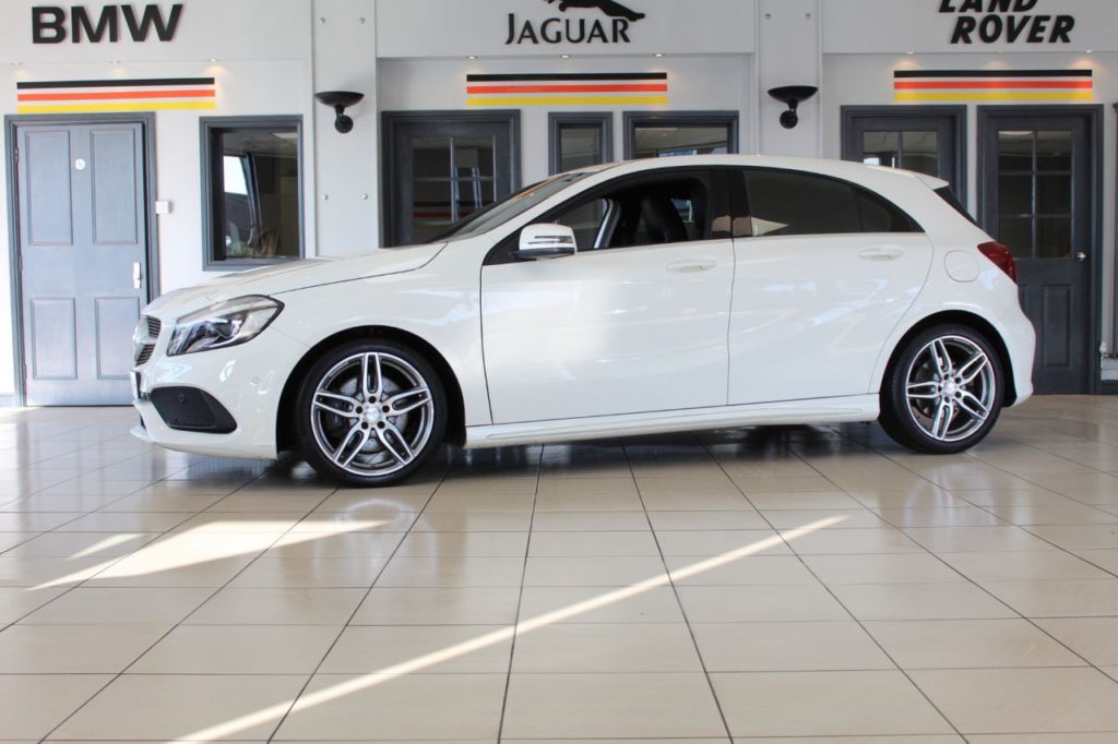 Used_2016_WHITE_MERCEDES-BENZ_A-CLASS_2