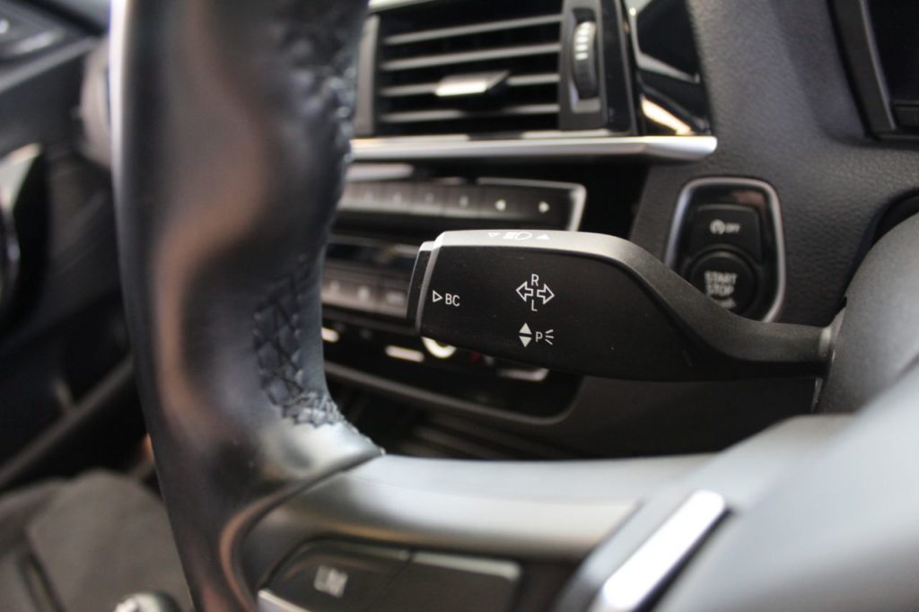 Used_2017_BLACK_BMW_1-SERIES_1