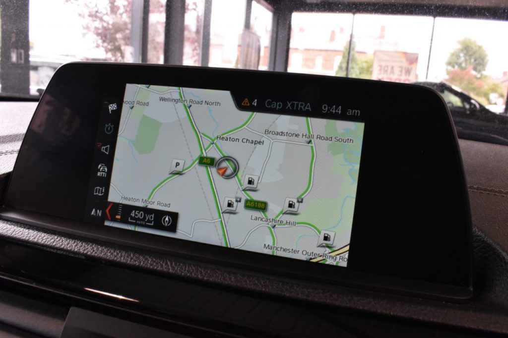 Used_2018_BLUE_BMW_1-SERIES_1