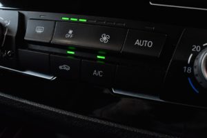 Used_2018_BLUE_BMW_1-SERIES_1
