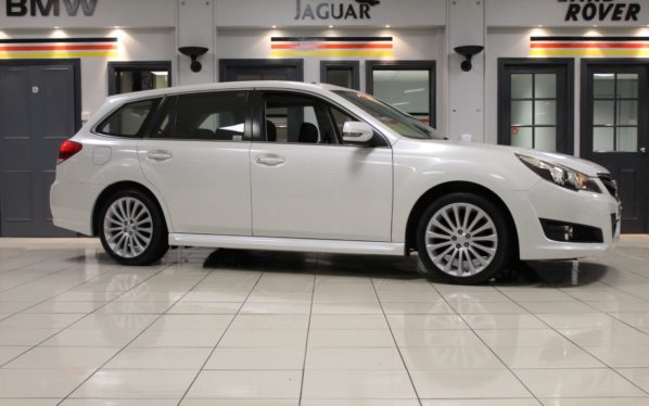 Used 2012 WHITE SUBARU LEGACY Estate 2.5 I SE 5d 167 BHP (reg. 2012-03-29) for sale in Bredbury