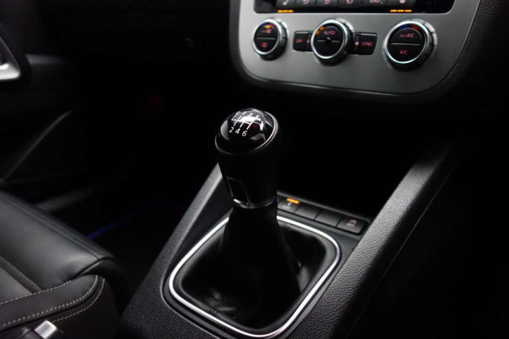 Used_2014_BLUE_VOLKSWAGEN_SCIROCCO_2