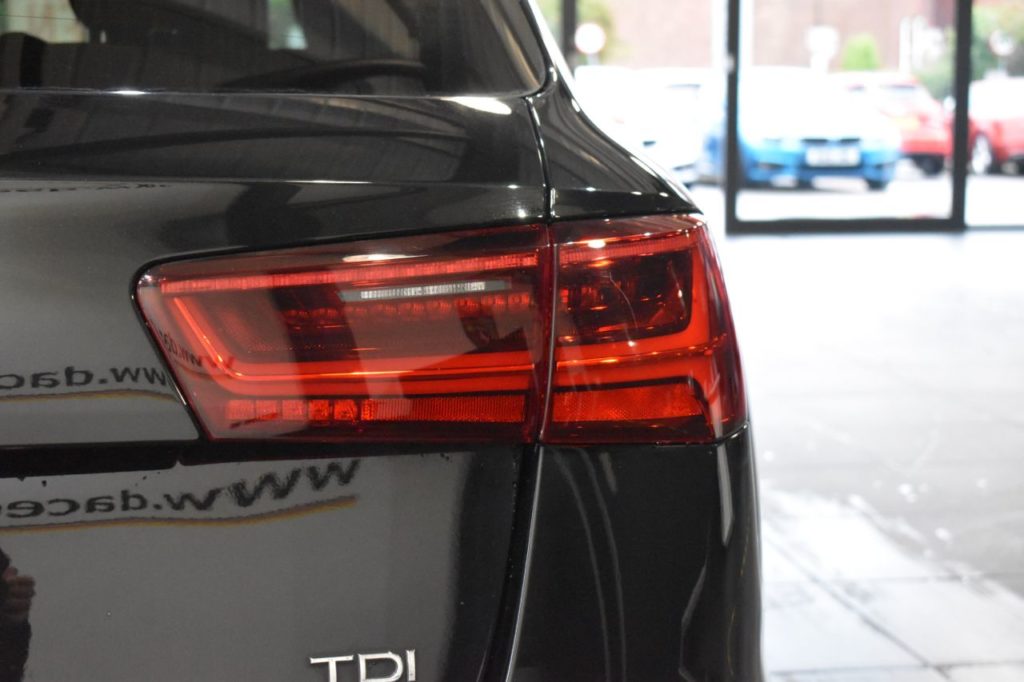 Used_2015_BLACK_AUDI_A6-AVANT_2