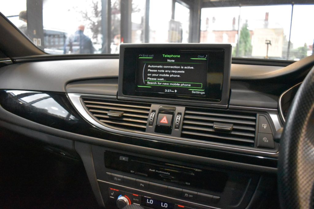Used_2015_BLACK_AUDI_A6-AVANT_2