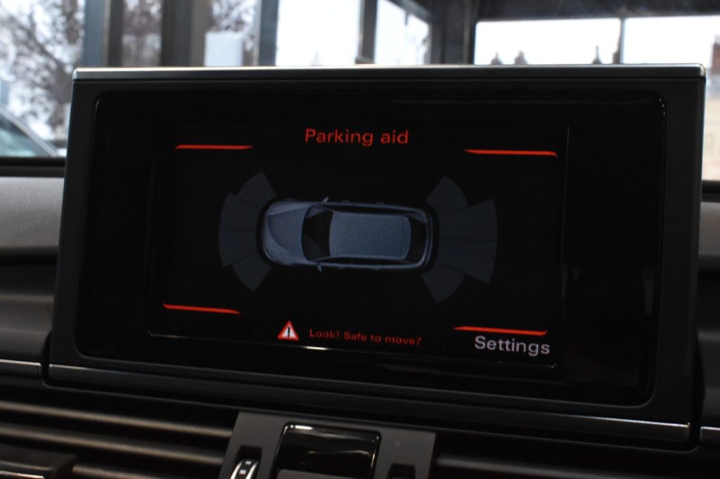 Used_2015_BLACK_AUDI_A6-AVANT_2