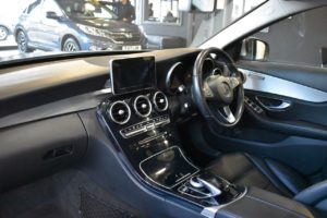 Used_2015_SILVER_MERCEDES-BENZ_C-CLASS_2